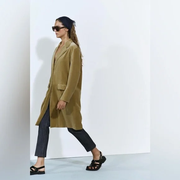 ZARA VELVET COAT ZW COLLECTION - Picture 6 of 16